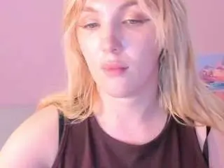 Fluffymonica  live sex cam