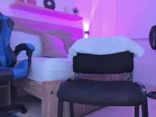 Izaro-22  live sex cam