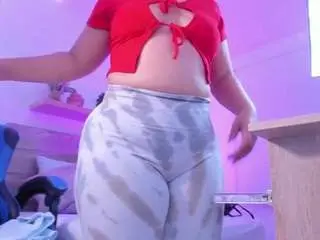 Izaro-22  live sex cam