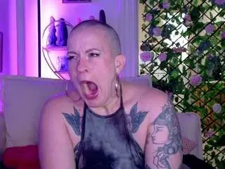 Quinnmariexo  live sex cam