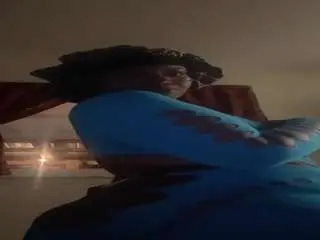 Sexymilfarie  live sex cam