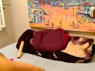 Wildcouplexxx  live sex cam
