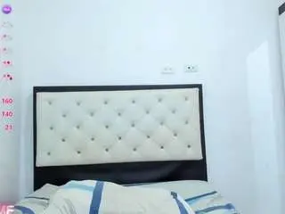 Couplestarx  live sex cam