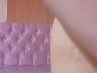 Genesis-b  live sex cam