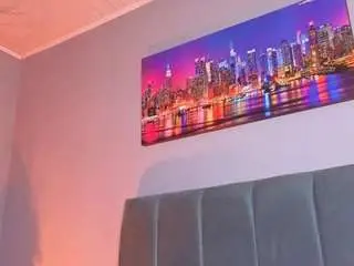 Ninna-curly  live sex cam
