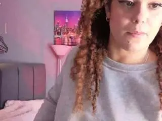 Ninna-curly  live sex cam