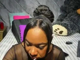 Niyirey  live sex cam