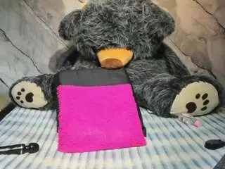 Niyirey  live sex cam