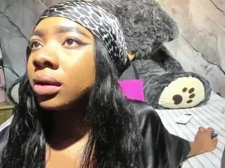 Niyirey  live sex cam