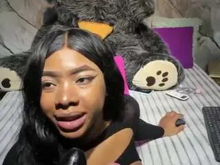 Niyirey  live sex cam