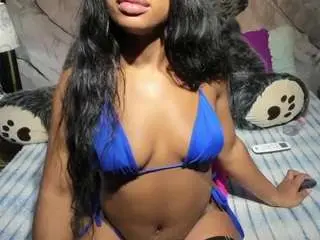 Niyirey  live sex cam