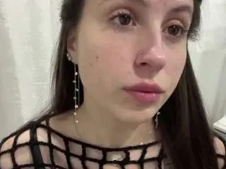 Shanaehilfiker  live sex cam
