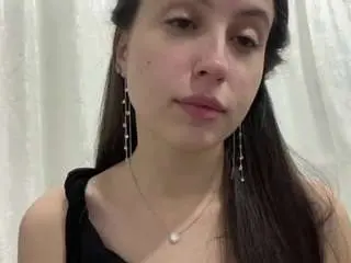 Shanaehilfiker  live sex cam