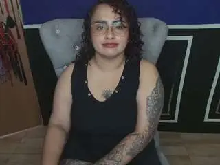 Sophie-jensen  live sex cam