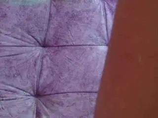 Brunette-candy  live sex cam