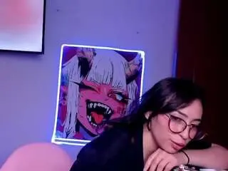 Larsonbeverly  live sex cam