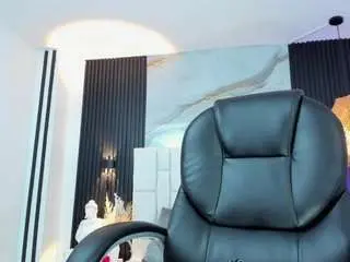 Martina-evan  live sex cam