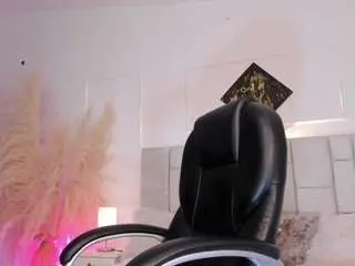 Martina-evan  live sex cam