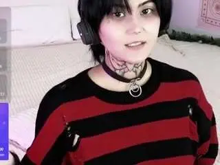 Gothxraven  live sex cam
