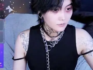Gothxraven  live sex cam
