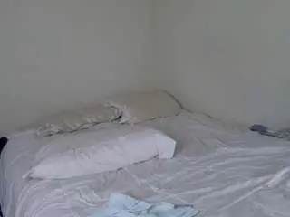 Kittykatkathy  live sex cam