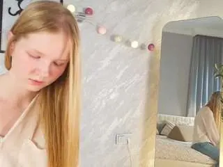 Liandranelson  live sex cam