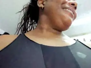 Mareiabold  live sex cam