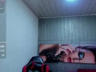 Skarlettmilk  live sex cam