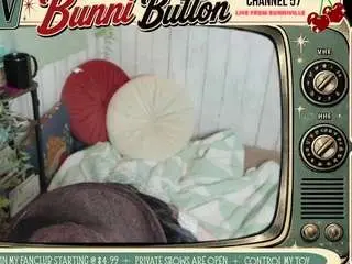 Bunnibutton  live sex cam