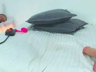 Cinderella-jackson  live sex cam