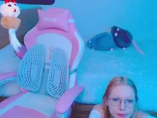 Cut1ecut1e  live sex cam
