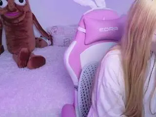 Cut1ecut1e  live sex cam