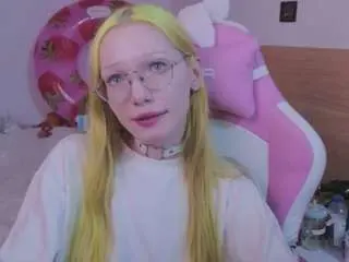 Cut1ecut1e  live sex cam