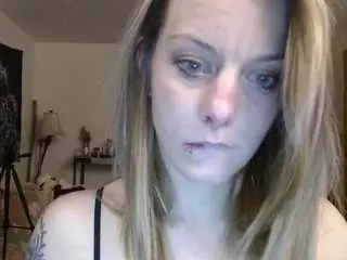 Lilsirenluna  live sex cam