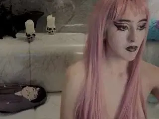 Raven-t  live sex cam