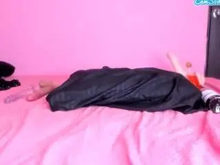 Emmigirlmonkey  live sex cam