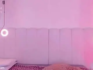 Huge-boobs-ebony  live sex cam