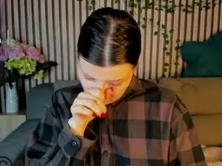 Michele-green  live sex cam