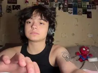 Nadinecranson  live sex cam