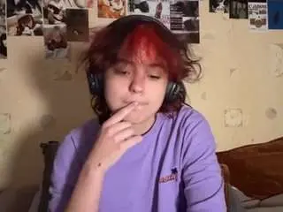 Nadinecranson  live sex cam