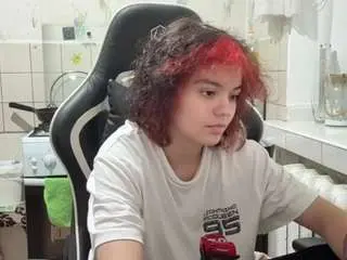 Nadinecranson  live sex cam
