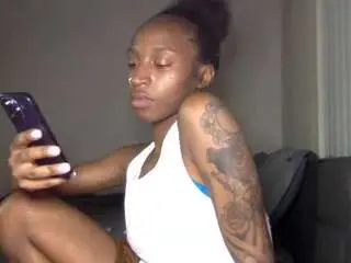 Nahstyluscious  live sex cam