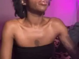 Nahstyluscious  live sex cam