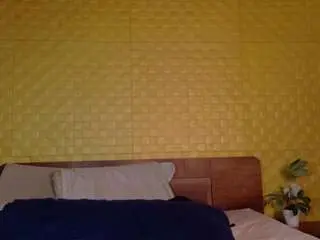 Naomhy  live sex cam