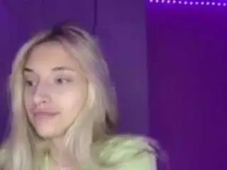 Terisathackeray  live sex cam