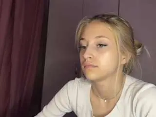 Terisathackeray  live sex cam