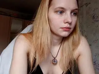 Thanhstrathy  live sex cam