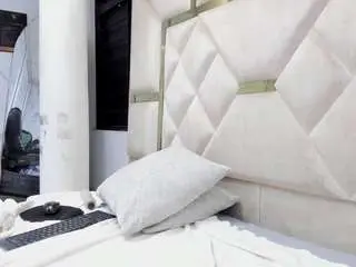 Victoriarossesys  live sex cam