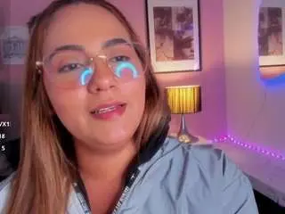 Brenda-brm  live sex cam
