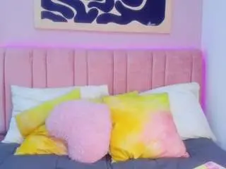 Brenda-brm  live sex cam